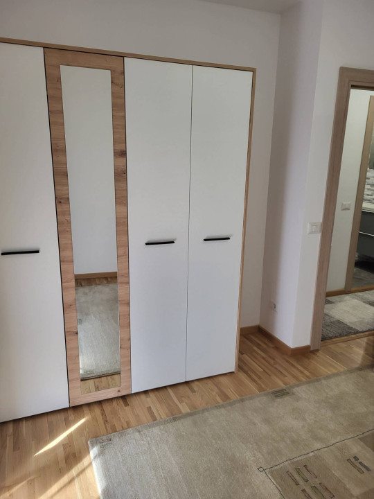 Inchiriere 3 camere pe 2 nivele in Piata Mihai Viteazu