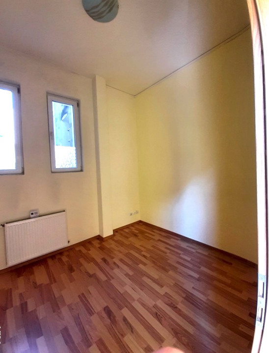 Comision 0% Apartament cu 3 camere str. Horea pretabil si pt. birou