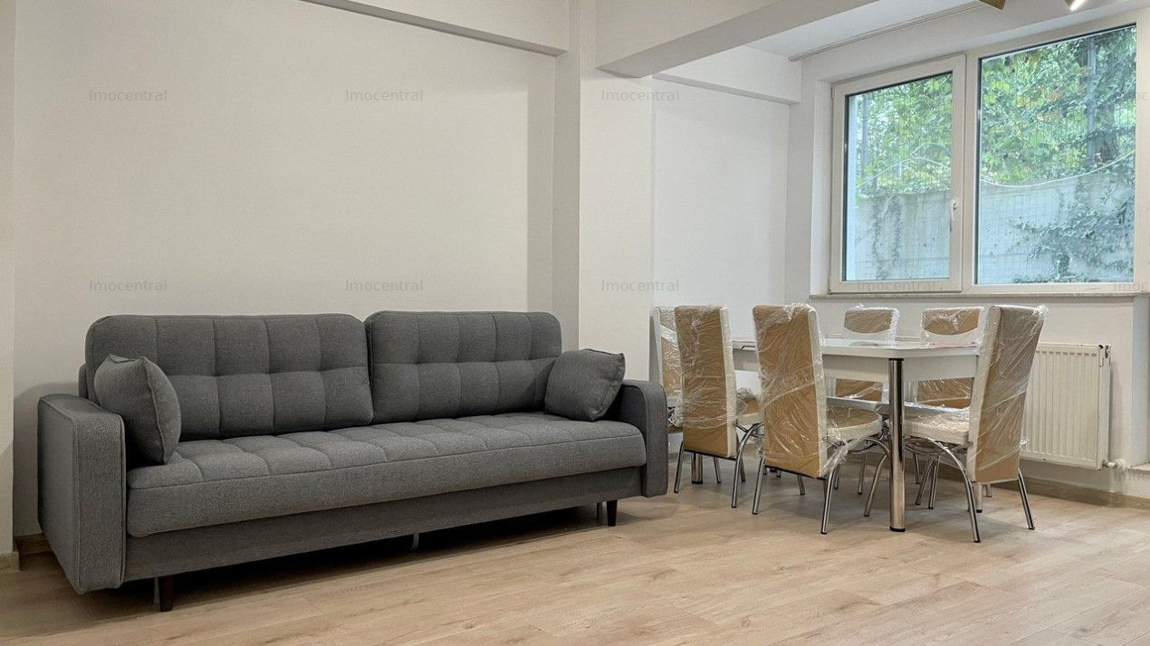 Inchiriere 2 camere + terasa 20mp