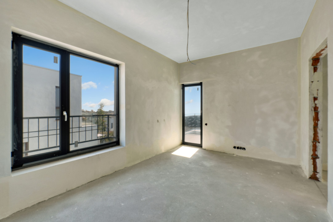 Casa de tip duplex cu CF, la 10 minute de RIVUS MALL, Cluj-Napoca