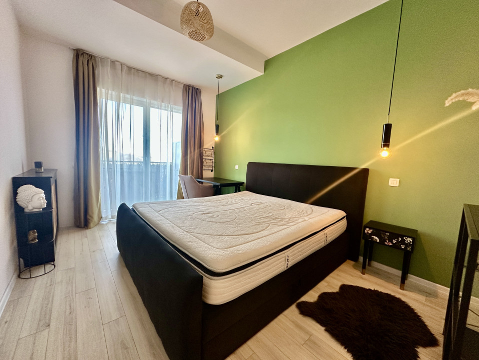 Apartament spațios, priveliște superba, zona Grand Hotel Italia