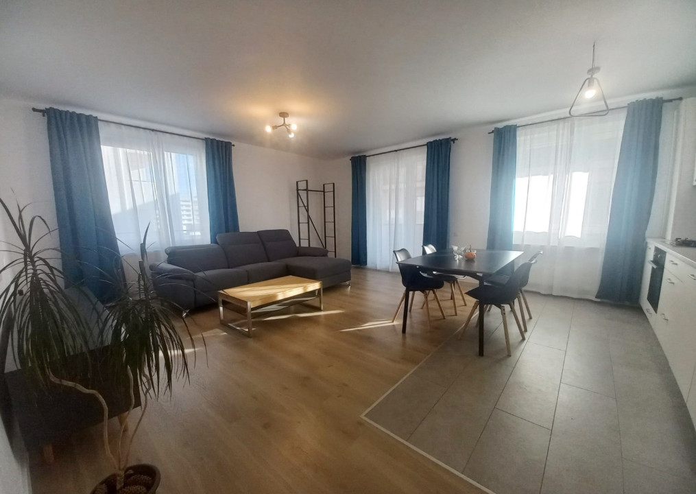 Apartament spațios, 3 camere, parcare inclusă, Europa