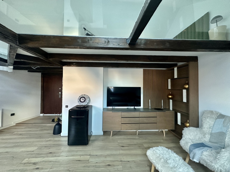 Apartament modern, cu loft, lângă strada Horea, prima închiriere!