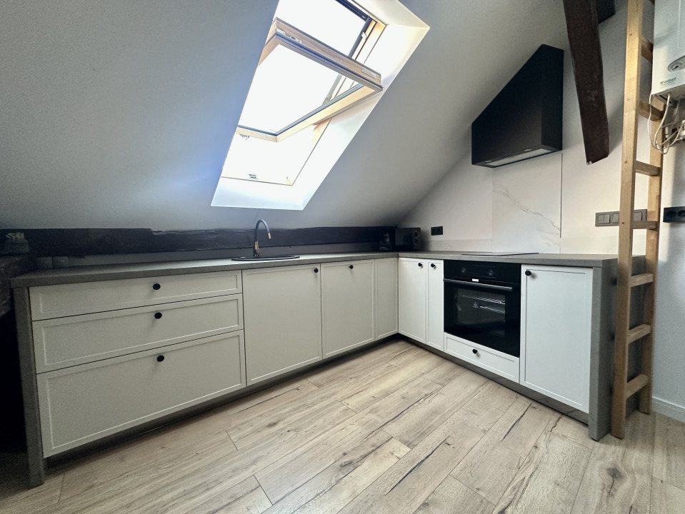 Apartament modern, cu loft, lângă strada Horea, prima închiriere!