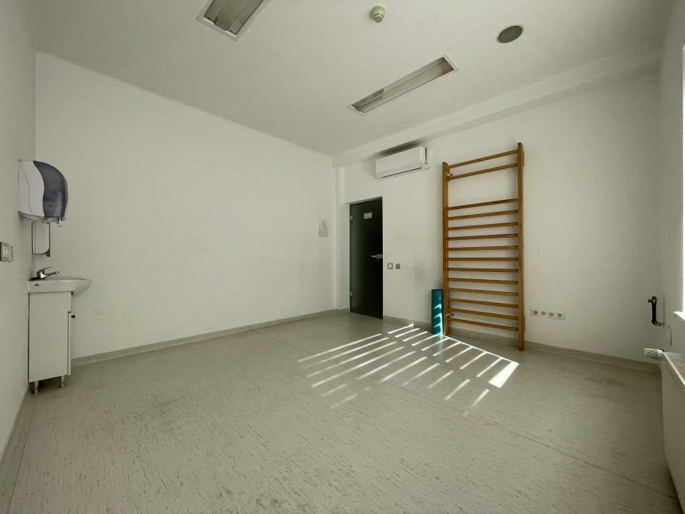 Spațiu autorizat clinică medicală