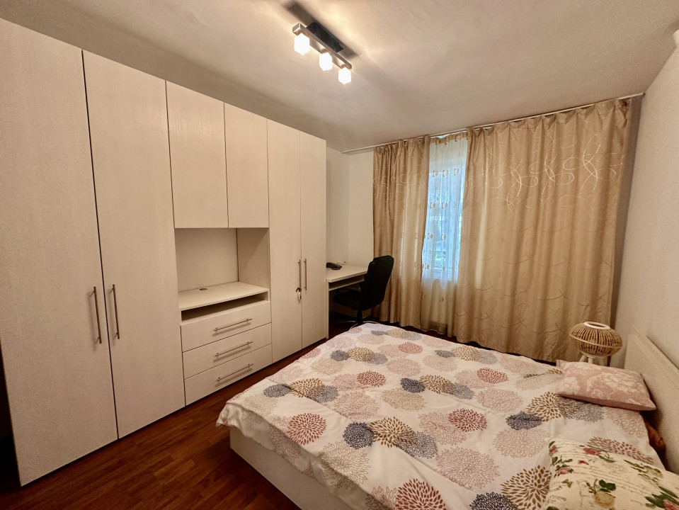 Apartament 2 camere mobilat – balcon 14 mp, boxă, lângă Grand Hotel Italia