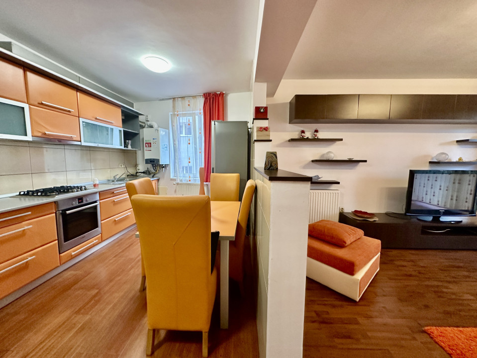 Apartament 2 camere mobilat – balcon 14 mp, boxă, lângă Grand Hotel Italia