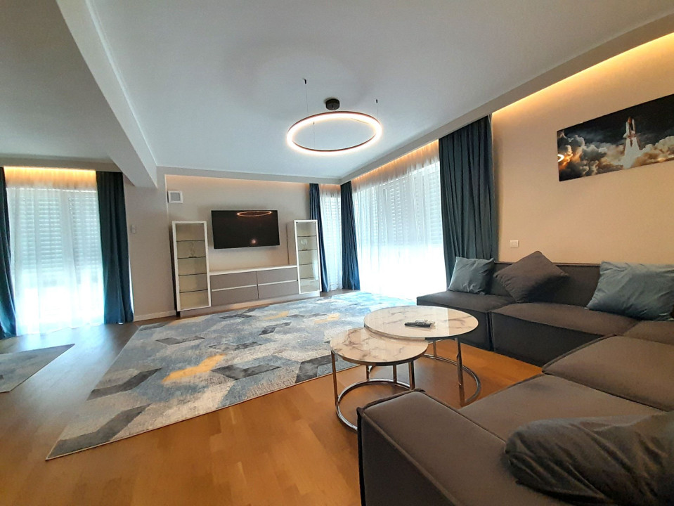 Apartament 3 camere mansardă – 55 mp, ultracentral, lângă Facultatea de Drept