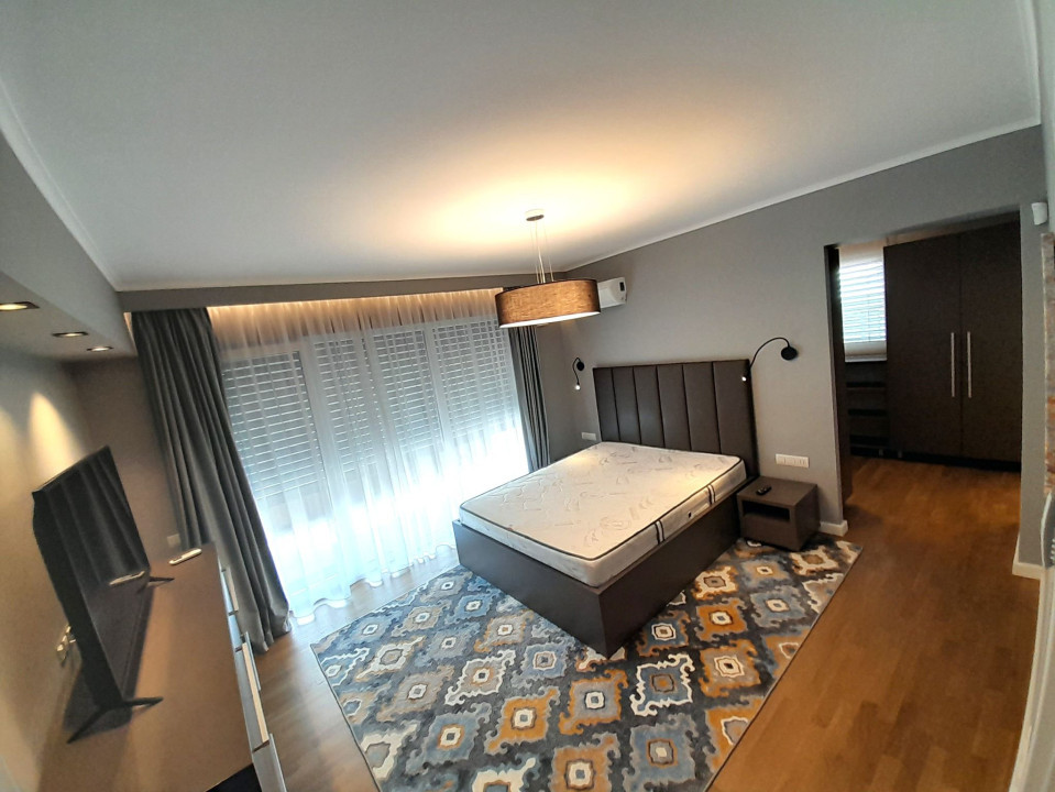 Apartament 3 camere mansardă – 55 mp, ultracentral, lângă Facultatea de Drept