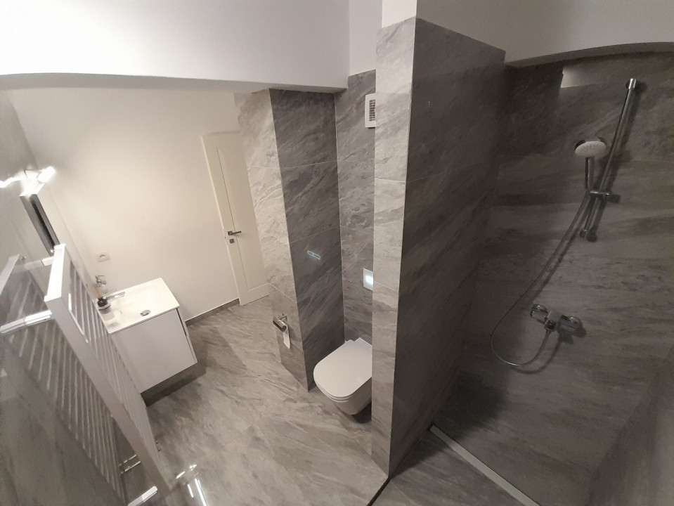 Apartament 3 camere mansardă – 55 mp, ultracentral, lângă Facultatea de Drept