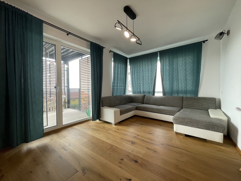 Apartament 4 camere, garaj și loc de joacă în curte privată