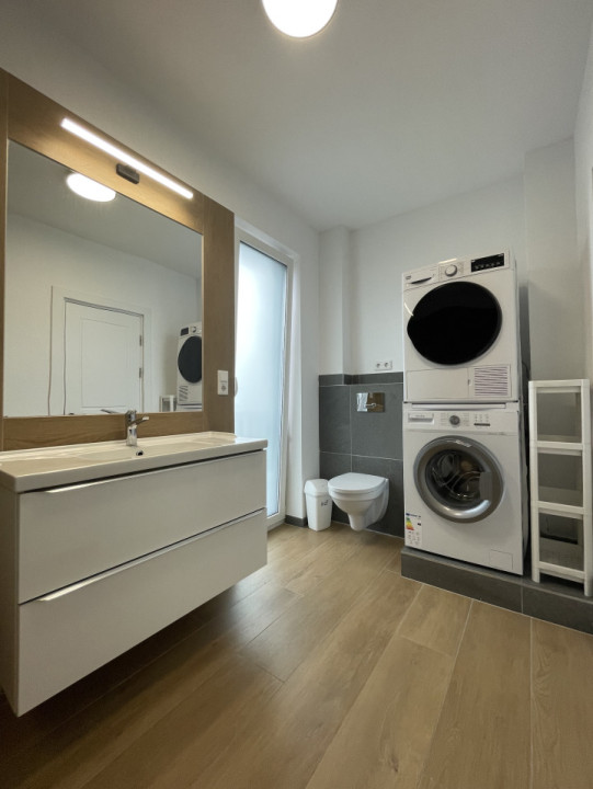 Apartament 4 camere, garaj și loc de joacă în curte privată