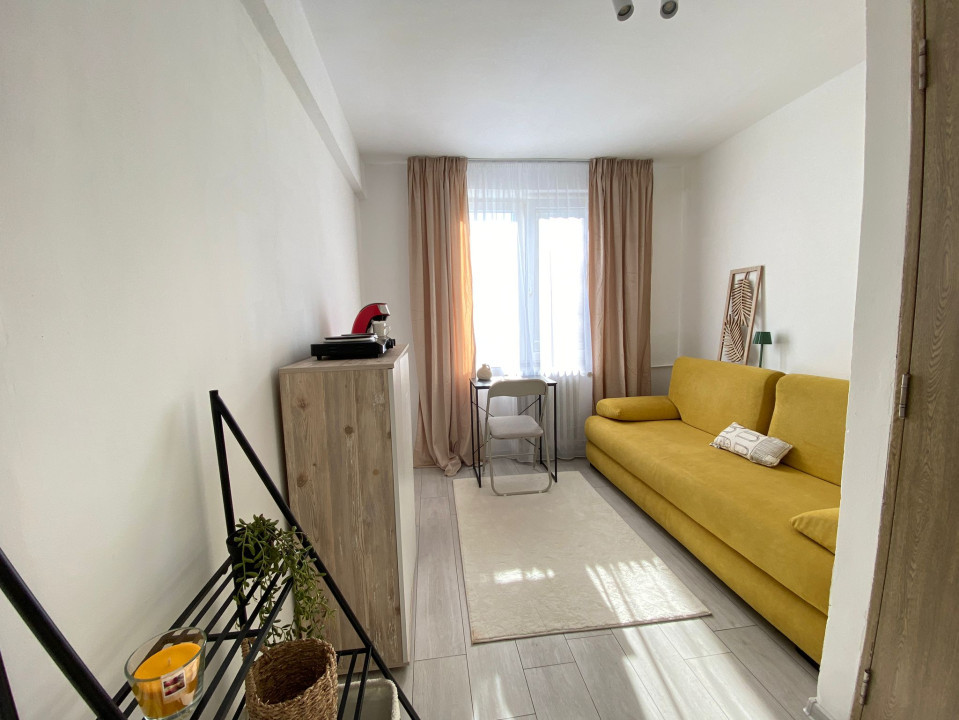 Garsoniera modernă și cochetă de vânzare