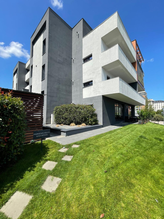 Apartament de lux, modern și spațios, 3 camere și terasă de 100mp, Buna Ziua