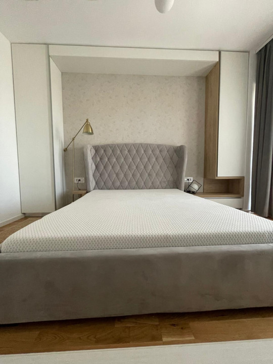 Apartament de lux, modern și spațios, 3 camere și terasă de 100mp, Buna Ziua