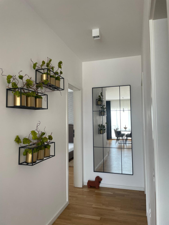 Apartament de lux, modern și spațios, 3 camere și terasă de 100mp, Buna Ziua