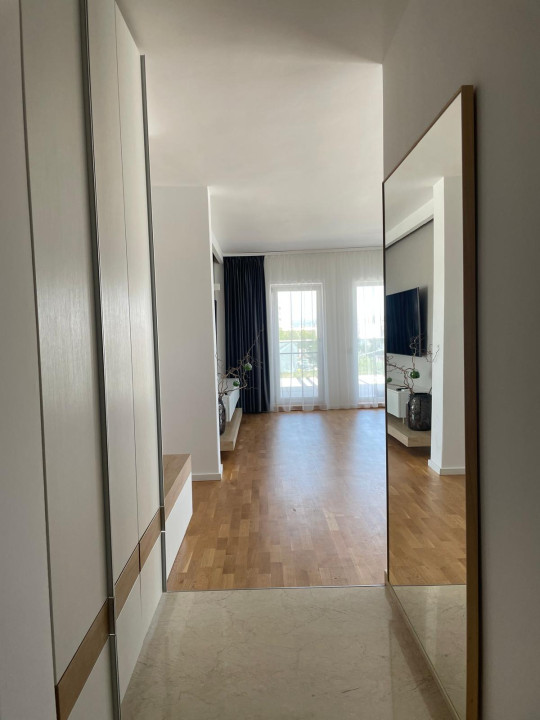 Apartament de lux, modern și spațios, 3 camere și terasă de 100mp, Buna Ziua