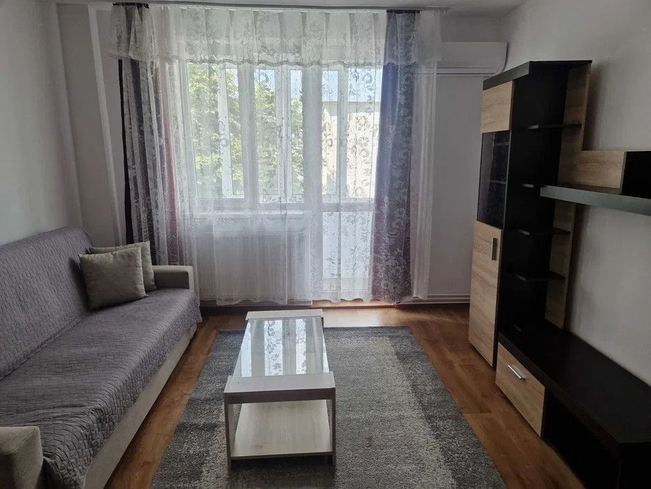 Apartament 2 camere zona piața Hermès de închiriat