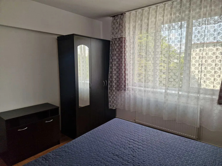 Apartament 2 camere zona piața Hermès de închiriat