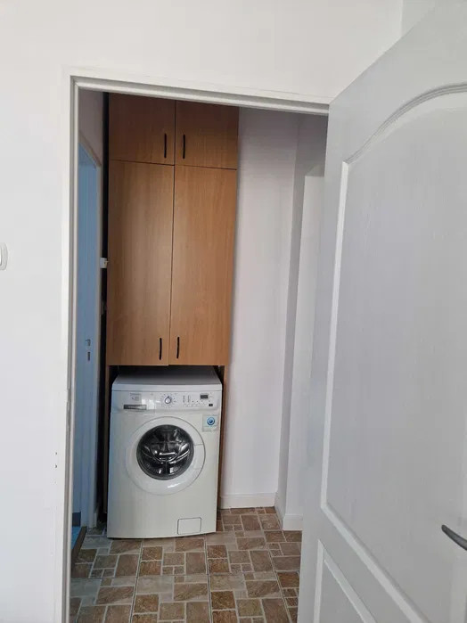 Apartament 2 camere zona piața Hermès de închiriat