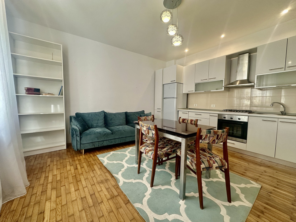 NOU! Apartament 2 camere, parter + pivniță, curte comună – str. Traian