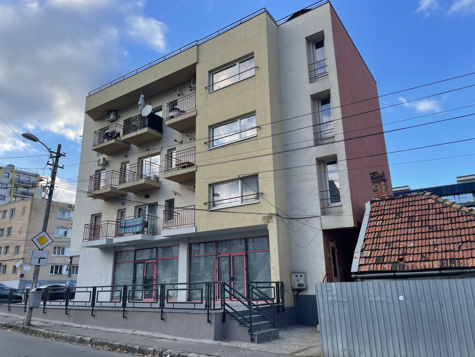 Garsonieră 40mp cu bucătărie separată lângă FSEGA și Iulius Mall