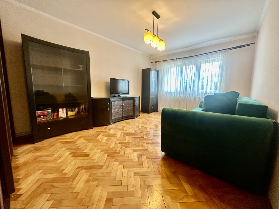 3 camere spațios, balcon și 2 băi – Marasti