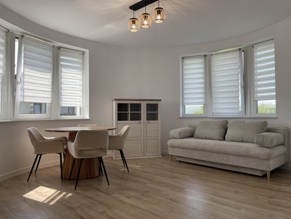 Prima închiriere 3 camere pe Alecu Russo