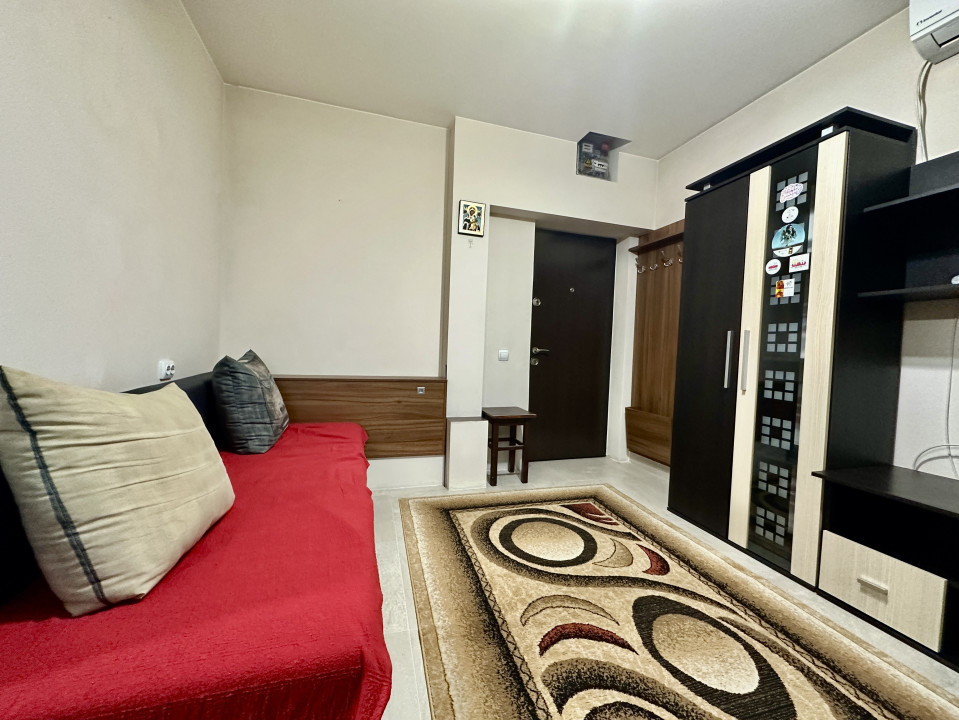 Garsoniera modernă cu bucătărie separată zona Fabricii