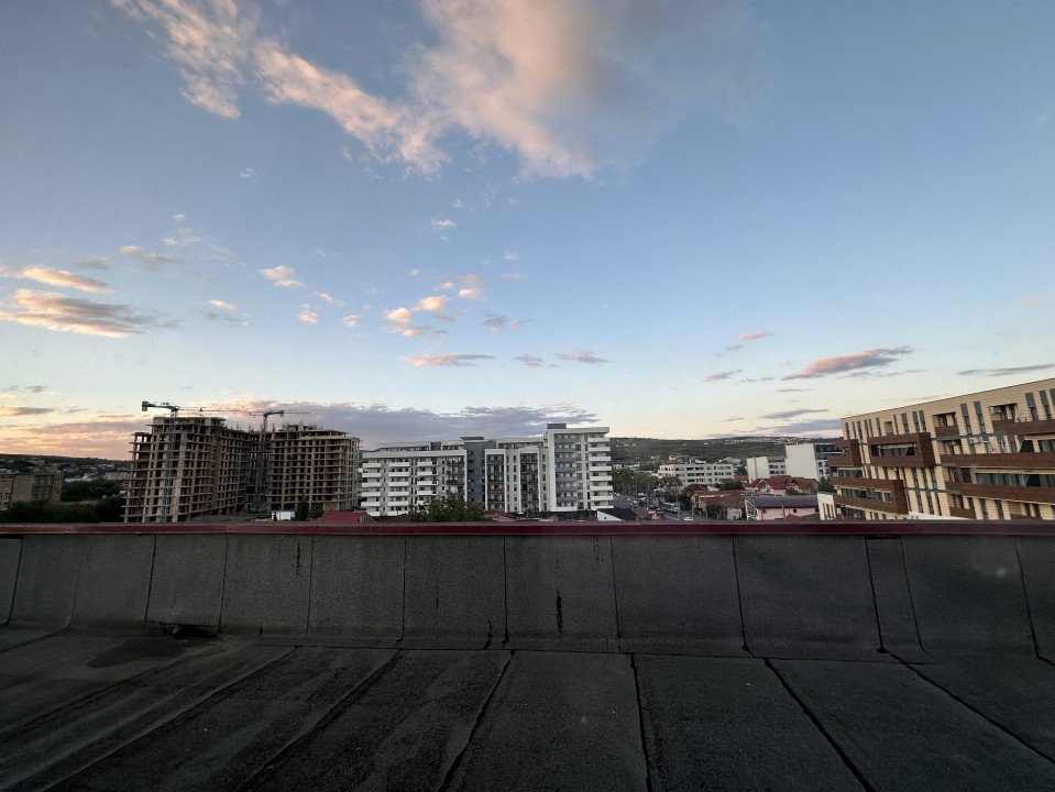 Garsoniera modernă cu bucătărie separată zona Fabricii