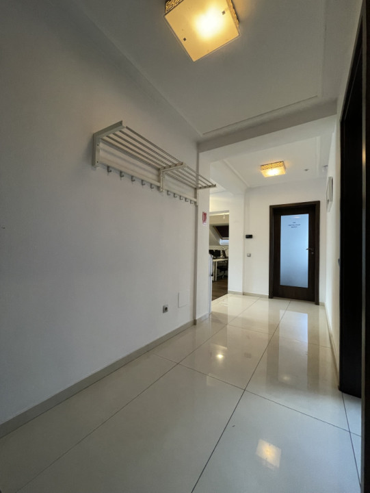 Închiriere spațiu în clădire birouri pe Rubin Patiția