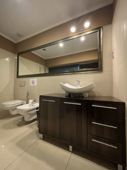 Închiriere spațiu în clădire birouri pe Rubin Patiția