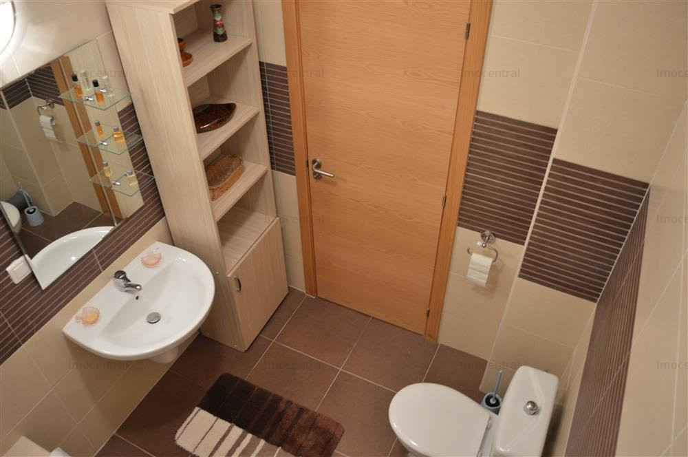 Apartament 3 camere, in Viva City, la 2 minute de Iulius Mall