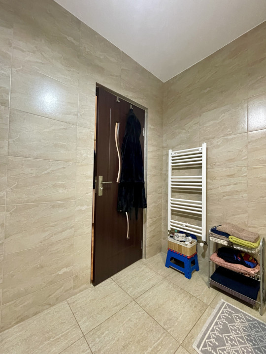 Comision 0%! 3 camere, 2 băi, balcon 12mp, lift și parcare