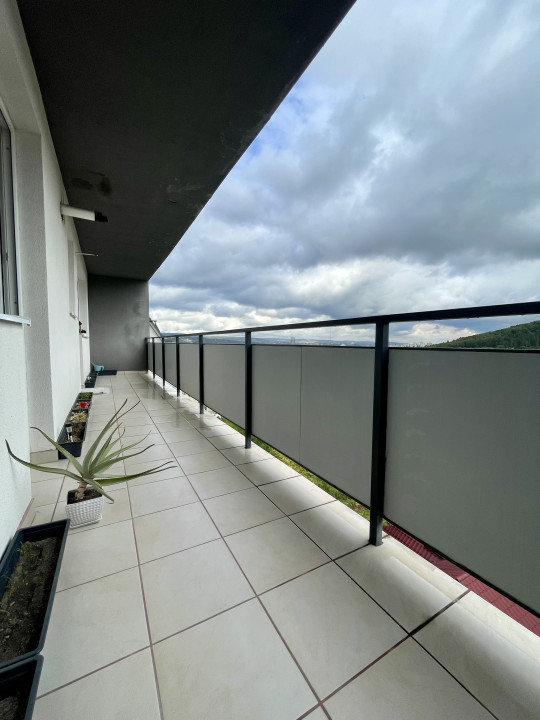 Comision 0%! 3 camere, 2 băi, balcon 12mp, lift și parcare