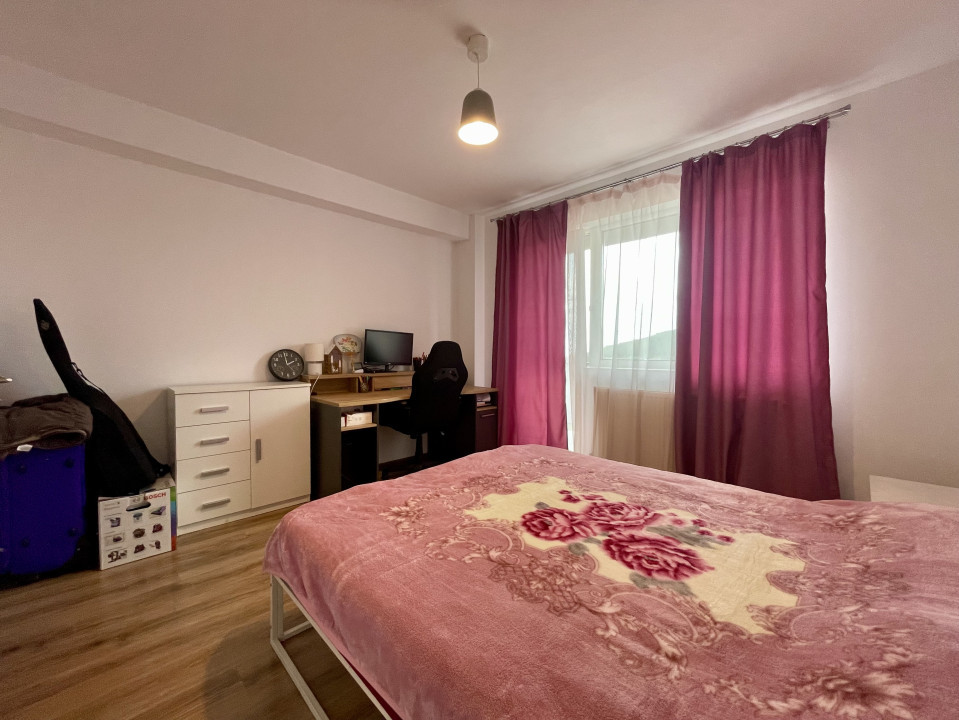 Comision 0%! 3 camere, 2 băi, balcon 12mp, lift și parcare