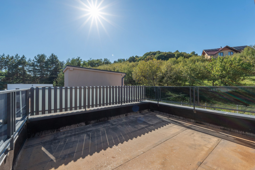 COMISION 0% Duplex modern cu terasă și curte – Florești, zona Cetății