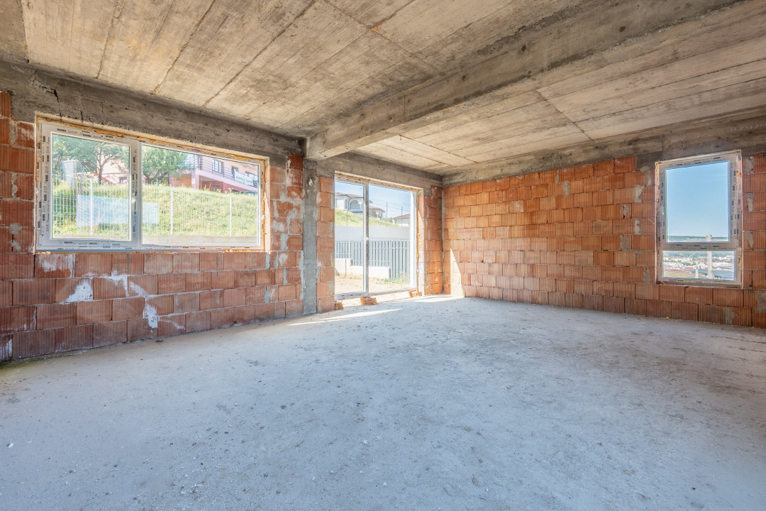 COMISION 0% Duplex modern cu terasă și curte – Florești, zona Cetății