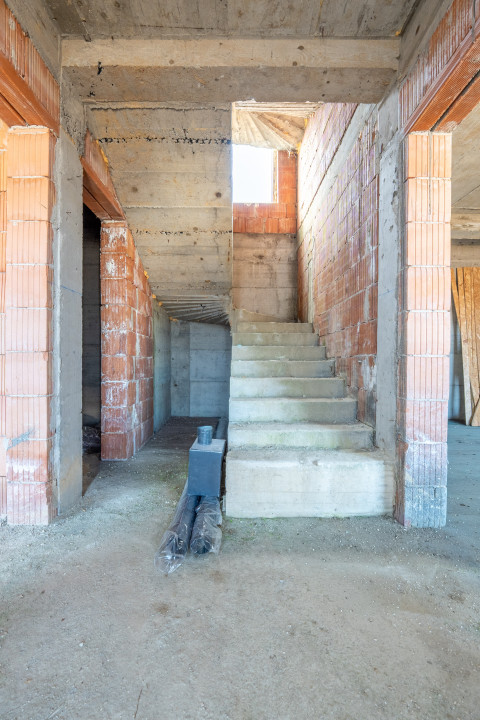 COMISION 0% Duplex modern cu terasă și curte – Florești, zona Cetății