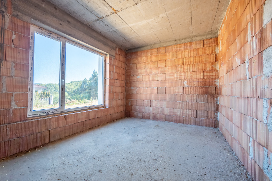 COMISION 0% Duplex modern cu terasă și curte – Florești, zona Cetății