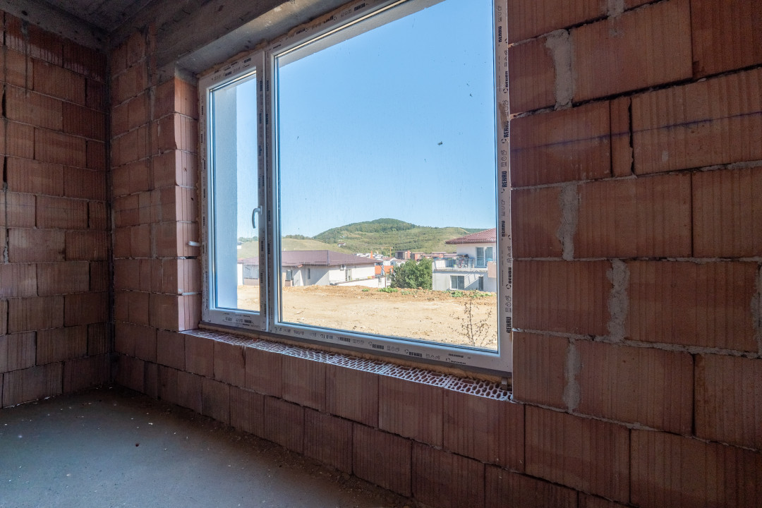 COMISION 0% Duplex modern cu terasă și curte – Florești, zona Cetății