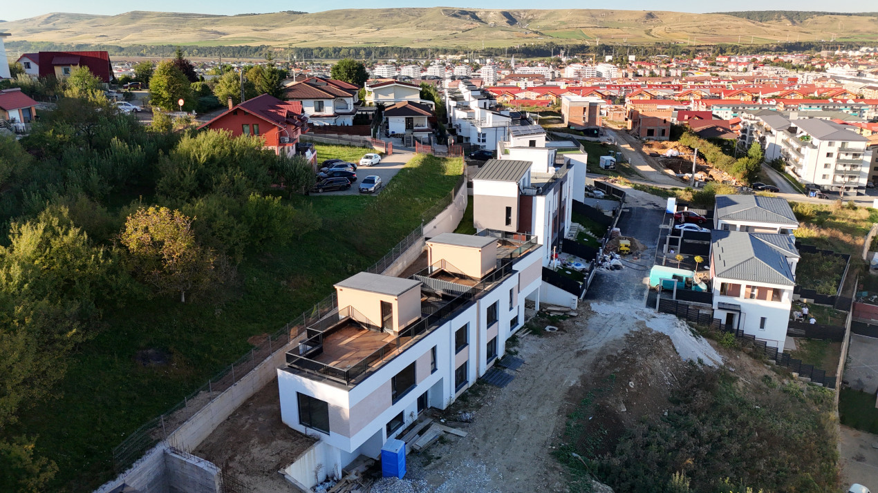 COMISION 0% Duplex modern cu terasă și curte – Florești, zona Cetății