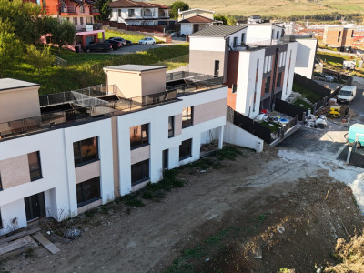 COMISION 0% Duplex modern cu terasă și curte – Florești, zona Cetății
