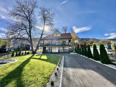 Vilă de lux cu vedere la Munții Bucegi, aproape de Castelul Bran, COMISION 0%!!