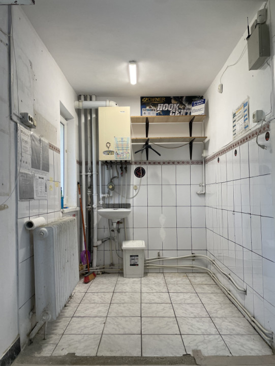 Garsonieră cu autorizație spațiu comercial la 150m de noua Academie de Muzică