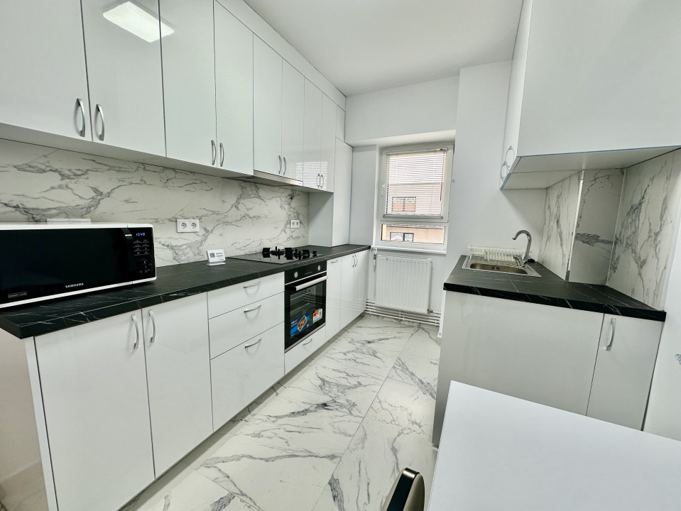 Apartament modern, renovat, 3 camere, zona spitalului de recuperare, Zorilor