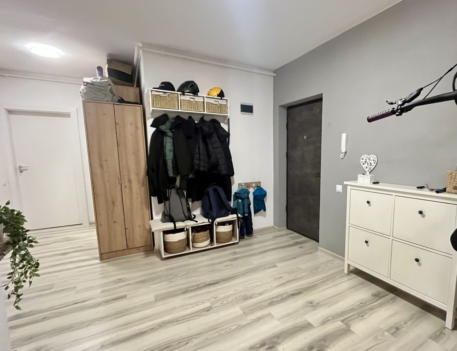 Apartament luminos și renovat modern, 2 camere, zona Eroilor-Florești 