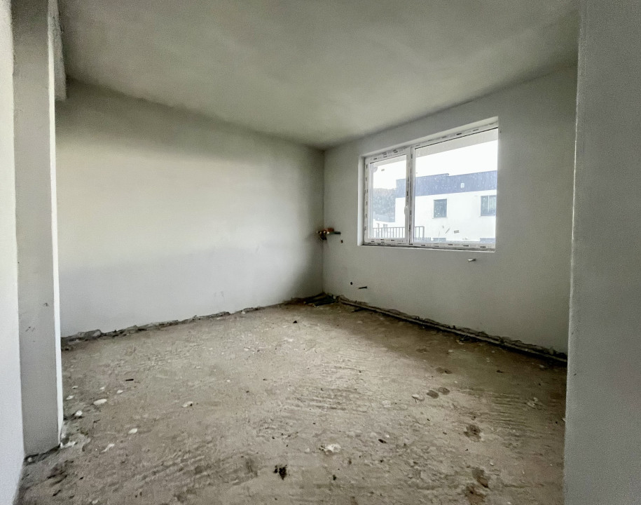 Duplex cu 3 dormitoare și curte proprie  în Florești-zona Tăuți