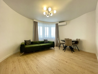 Prima închiriere 3 camere pe Alecu Russo