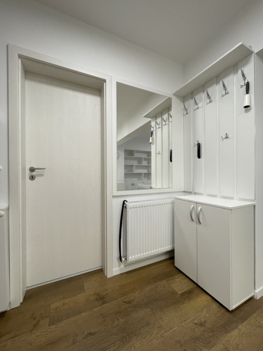 Apartament ultrafinisat cu 3 camere, 2 băi și parcare în Viva City